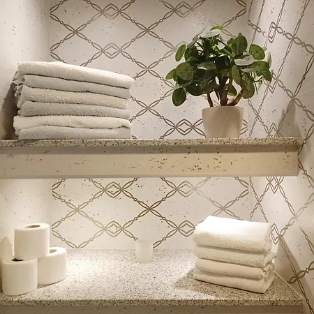 F&a Apartment *